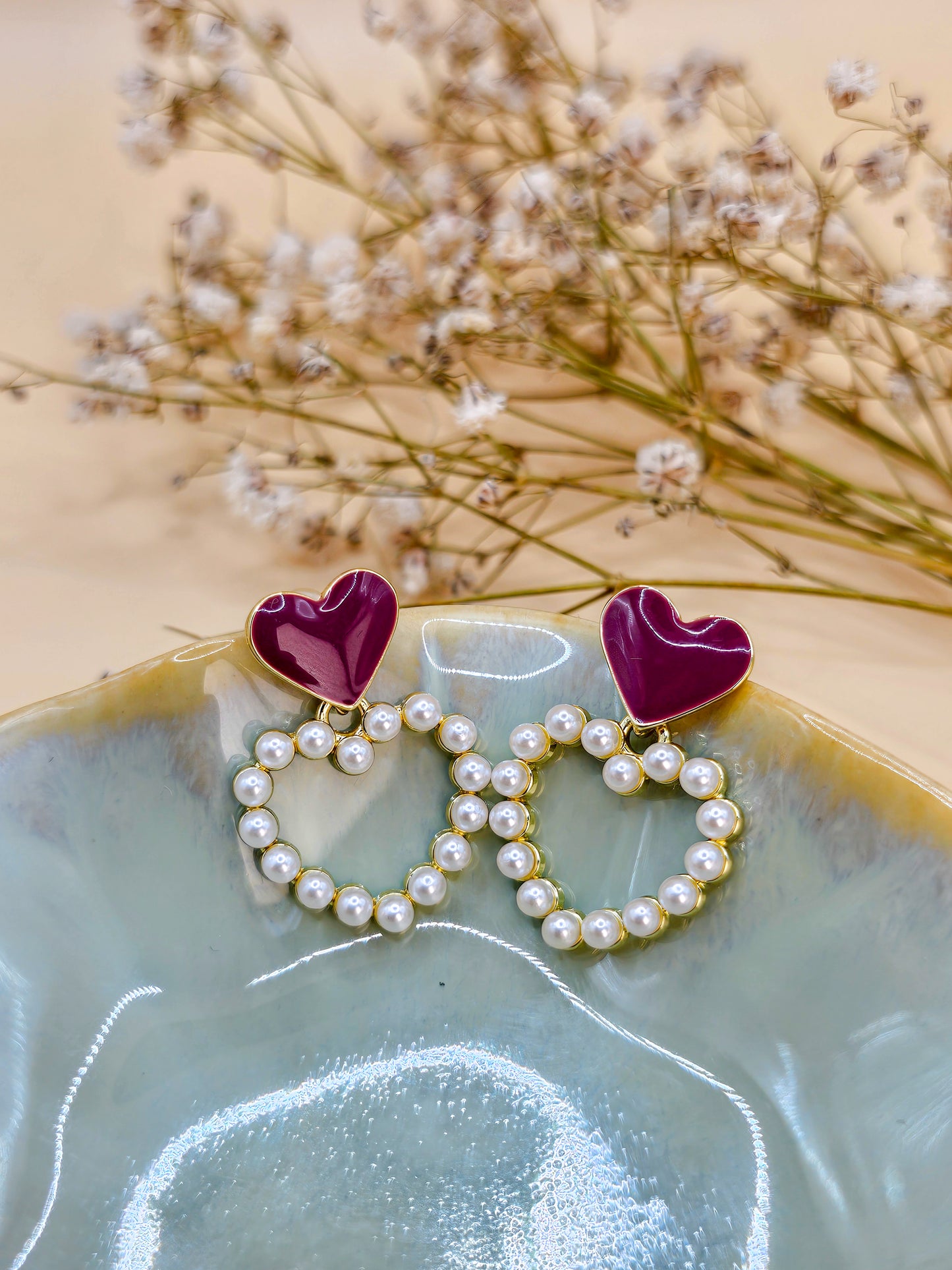 Amour Heart-shaped Pearl Hoops