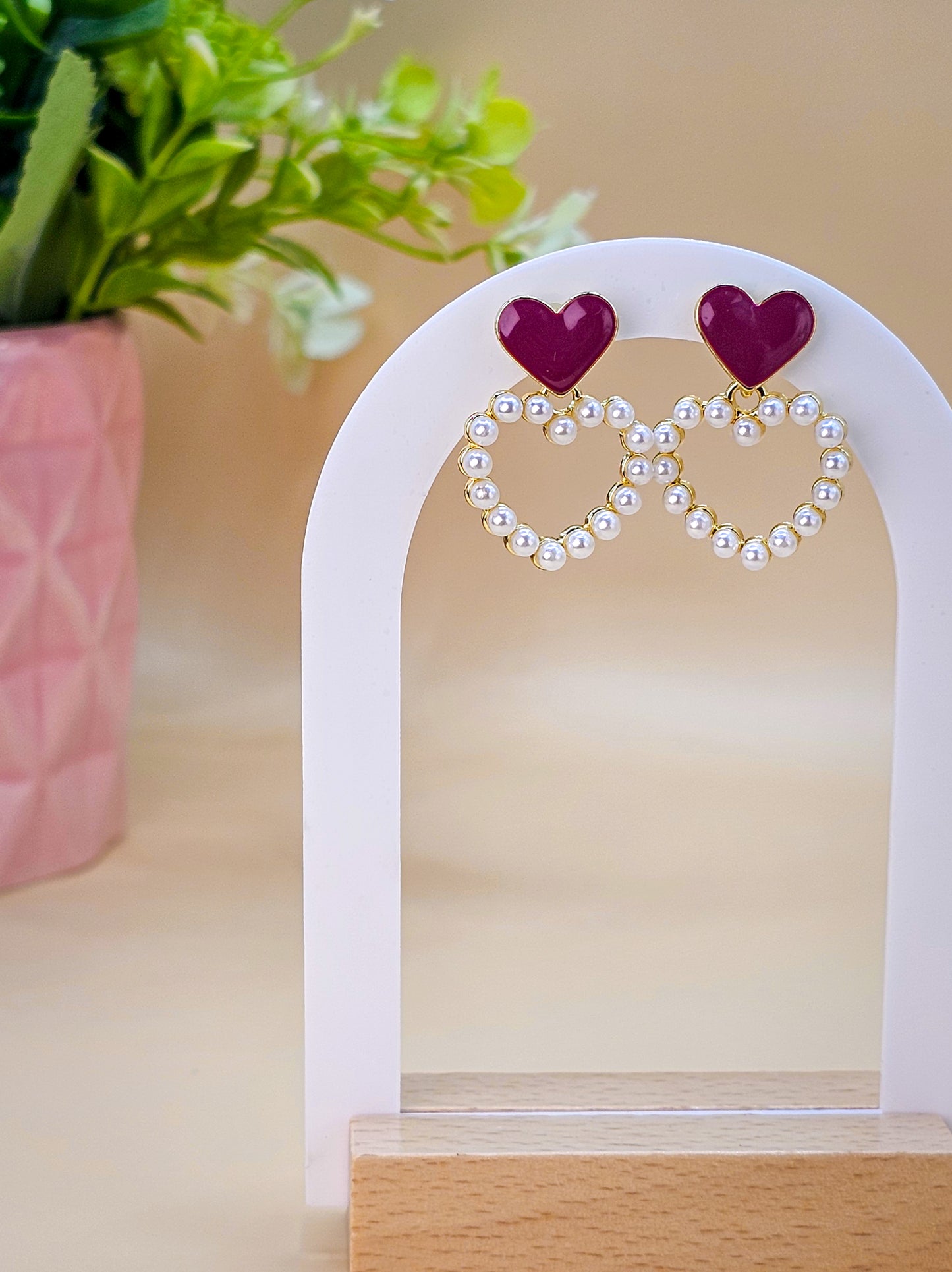 Amour Heart-shaped Pearl Hoops